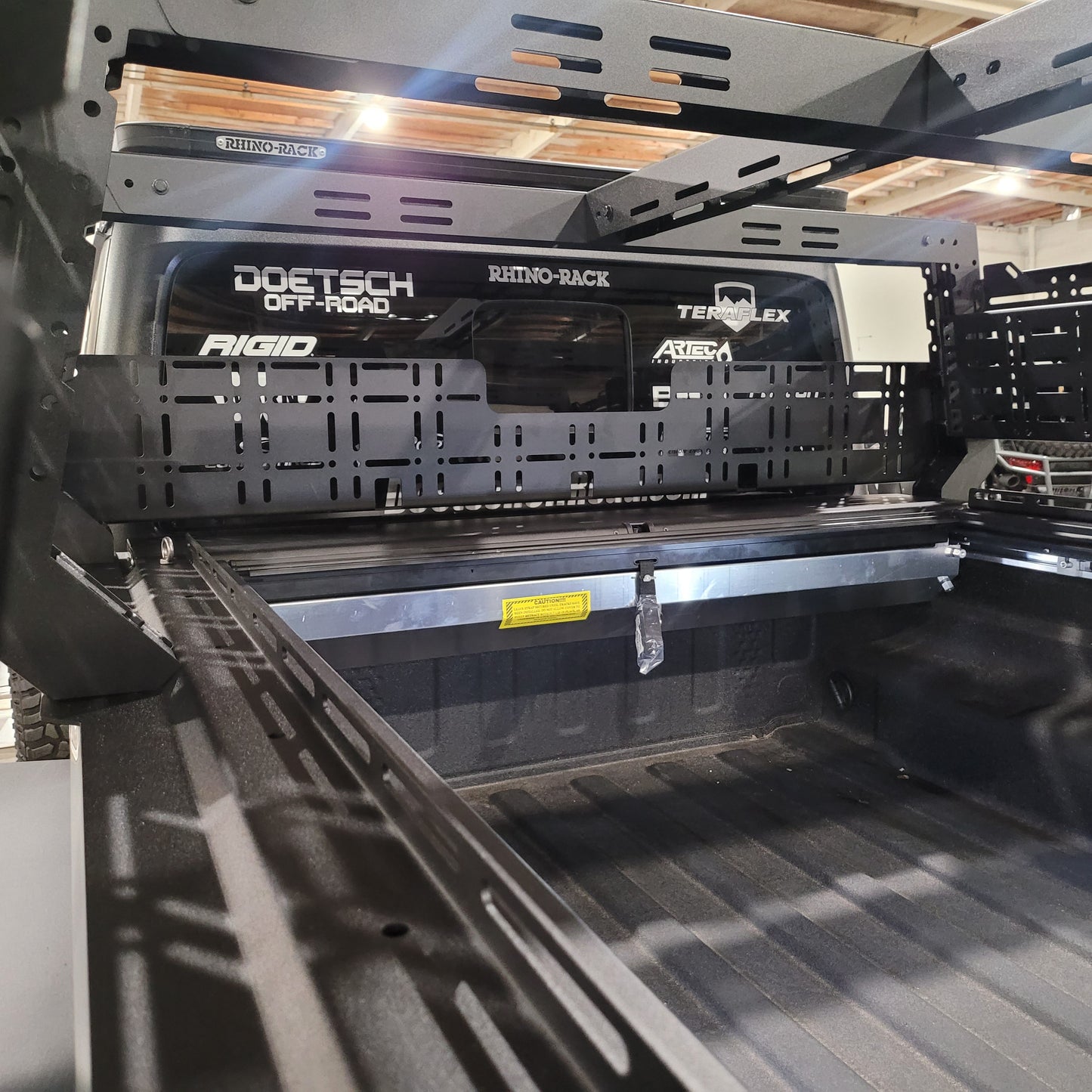 Jeep Gladiator Tonneau Cover/Bed Rack Combo